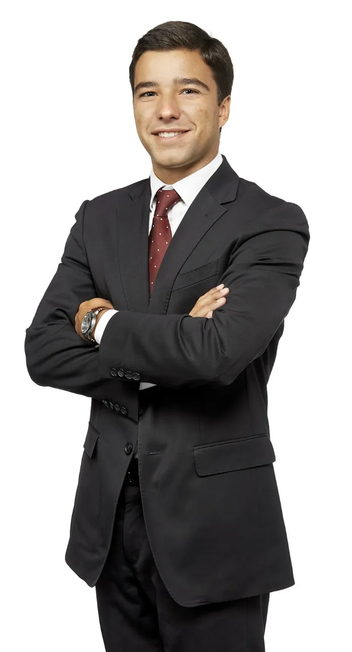 Tomás